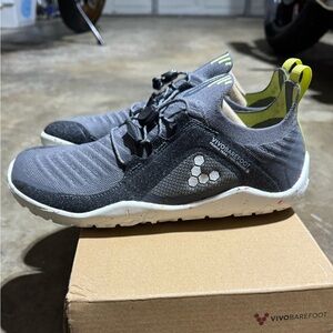 Vivo barefoot shoes